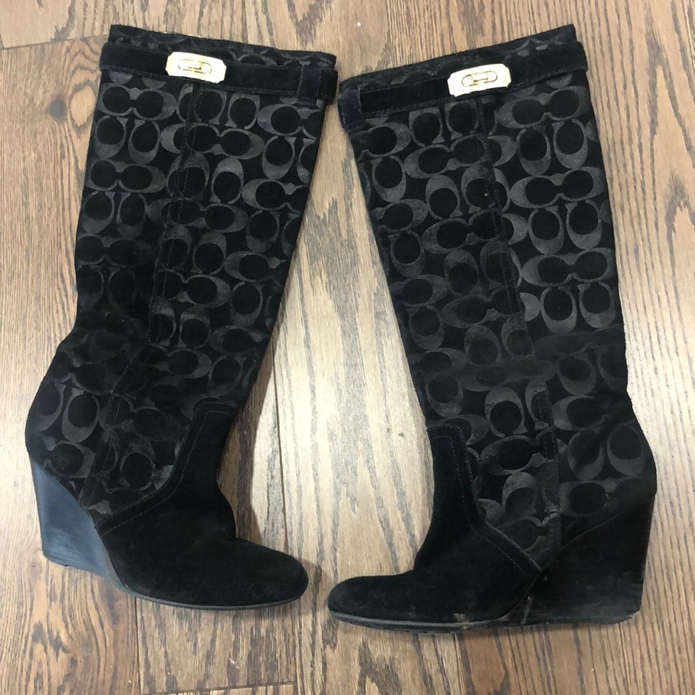 USED Coach suede boots size 5